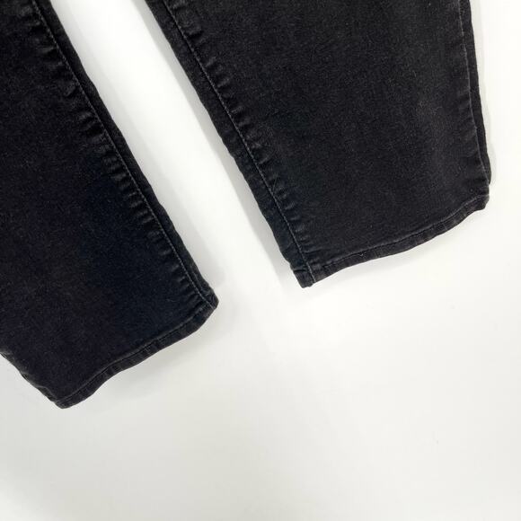 Levi’s 724 Women's High Rise Straight Leg Crop Jeans Size 28 Black Stretch - Picture 3 of 10